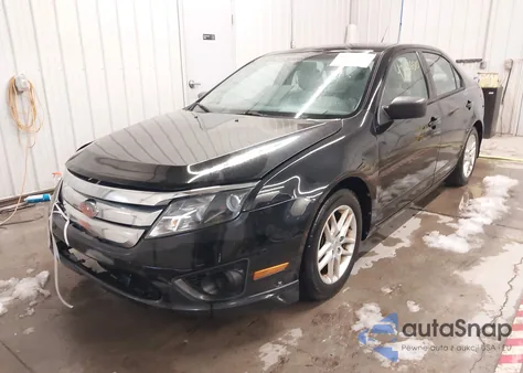 2012 Ford Fusion S from USA, damaged, VIN 3FAHP0GA0CR129301